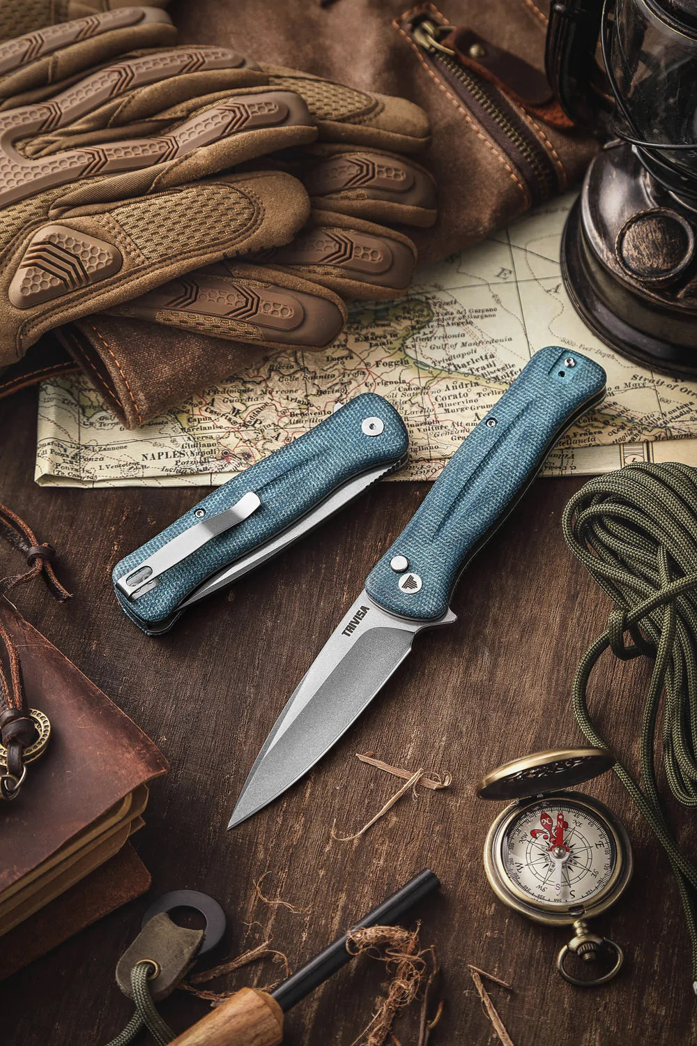 TRIVISA Dor-04Bu Button Lock,3.66" 14C28N Steel,Micarta Handle